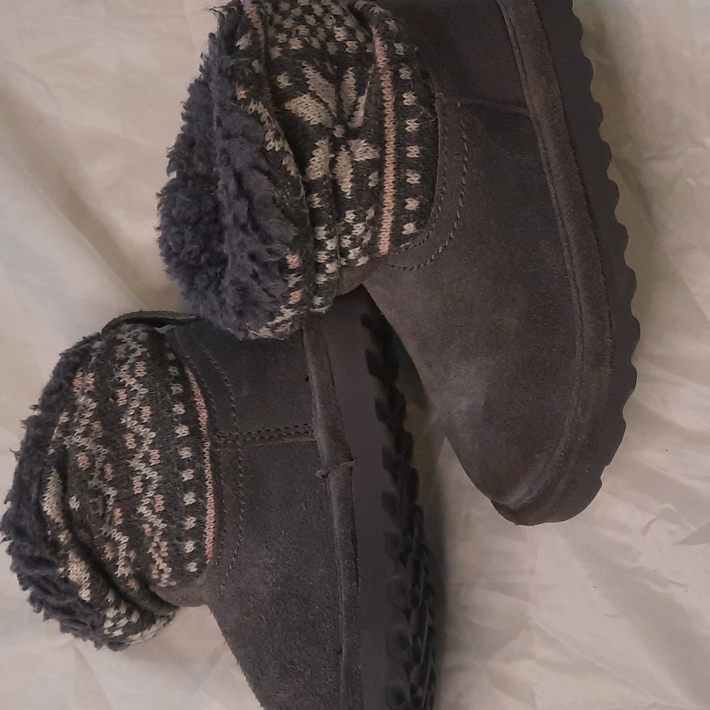 Bearpaw size 7 toddler boots